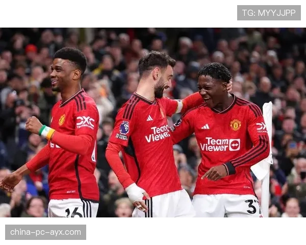 战术复盘：曼联变阵三后卫，客场成功零封强敌并带走一分