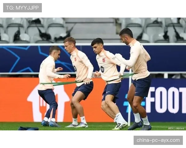 更衣室通讯：巴萨失利后哈维召开紧急队内会议，强调次回合翻盘信念